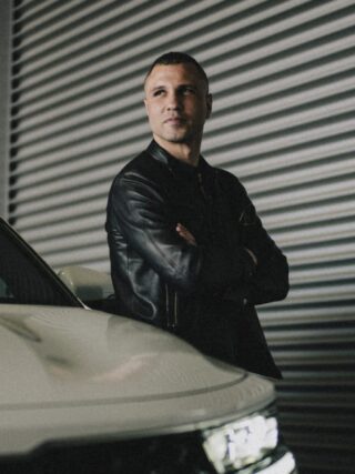 Champion international de la World Boxing Federation, Bilel Latreche est désormais l’ambassadeur officiel de Kia sur le territoire, convaincu notamment par la dimension sportive assumée