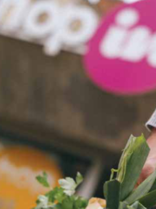 Toujours en quête d’innovation pour venir en aide aux commerçants et artisans dijonnais, la fédération Shop in Dijon met en place un tout nouveau service : Les Paniers des halles. Un moyen facile de faire venir les produits frais et locaux du marché sans bouger de chez vous.