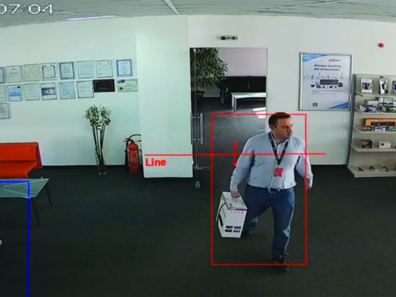 Si vous pensiez que la vidéoprotection consistait simplement à filmer des locaux, il est temps que vous vous mettiez à la page ! Pour surveiller une zone précise ou donner l’alerte en cas de franchissement de ligne, le dispositif répond à vos besoins spécifiques.