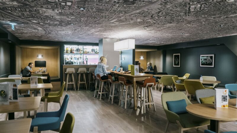 Road Trip dijonnais : Holiday Inn & Gallery 412 (3/8)